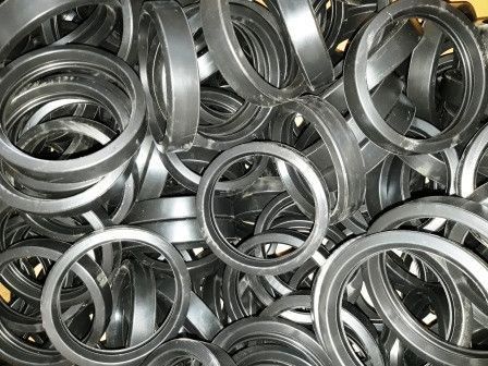 Уплотнения бетоновода 4,5" 100 мм Италия GU4,5" фото
